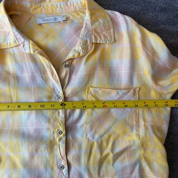Billy T Plaid Button-Up Shirt Women’s L Soft Roll-Tab Sleeve Western Americana - Picture 6 of 8